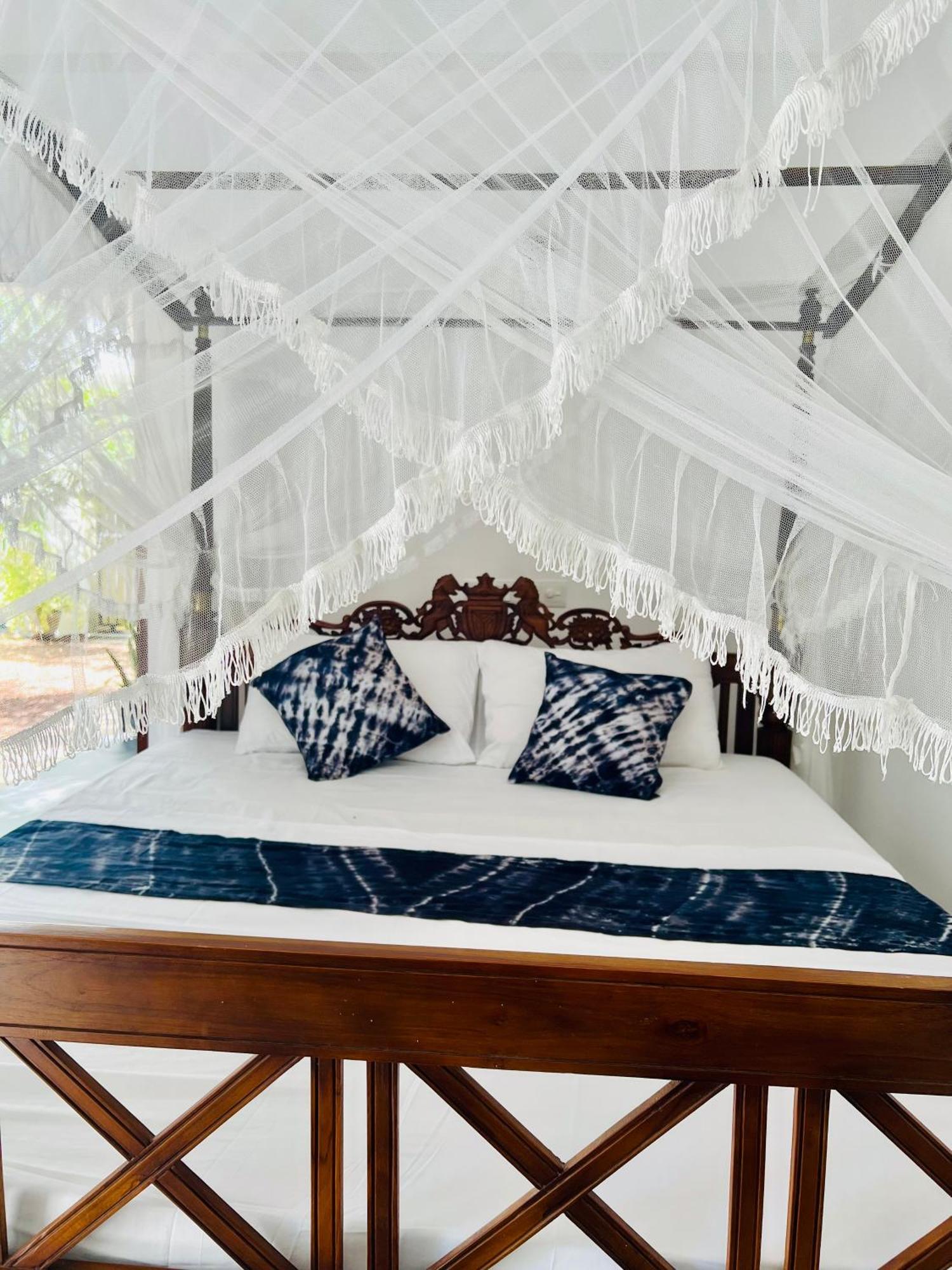 Vogel Nest Bed & Breakfast Midigama East Exterior foto